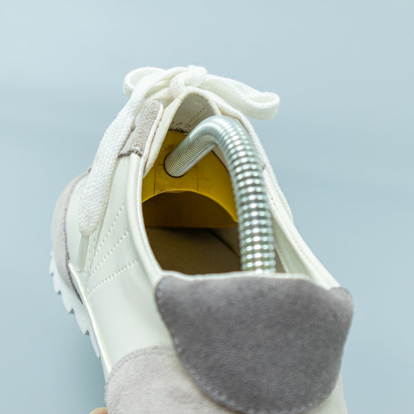 ไม้ดันทรงรองเท้าเหล็ก (คู่) No.136 - Plastic Spring Shoes Tree