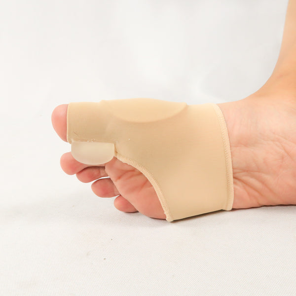 แผ่นซิลิโคนสวมพยุงหน้าเท้า แบบสวม มีเจลคั่นนิ้วเท้า No.75 - Gel Pad Bunion Protector Sleeves